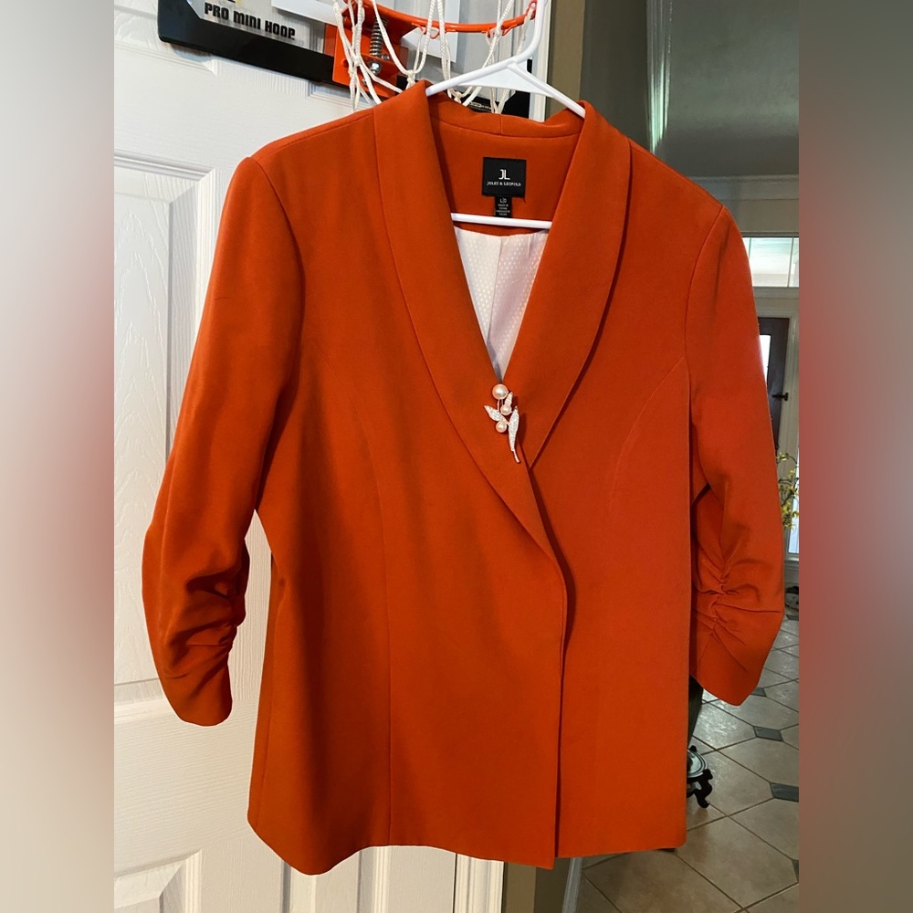 Blazer size L for women. Gentle used, like new. Super soft material.